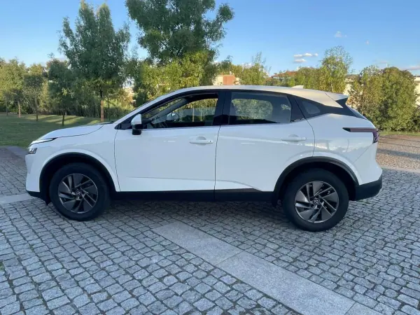 Nissan Qashqai 2022 - 24500 EUR, 87000 km - AUTO.MOTO.pt - 87000km - foto 2 de 14