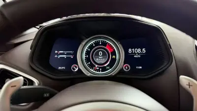 Aston Martin DB11 Coupé 2020 - 149990 EUR, 48409 km - 48409km - foto 23 de 38