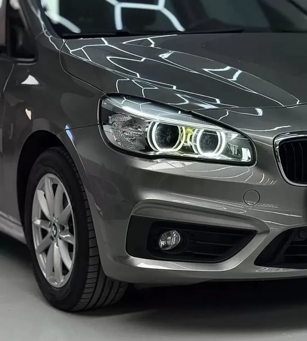 BMW 216 Active Tourer 2015 - 12750 EUR, 196513 km - AUTO.MOTO.pt - 196513km - foto 11 de 25