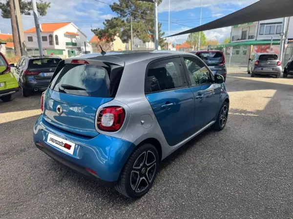 Smart ForFour 2020 - 12400 EUR, 22521 km - AUTO.MOTO.pt - 22521km - foto 10 de 20