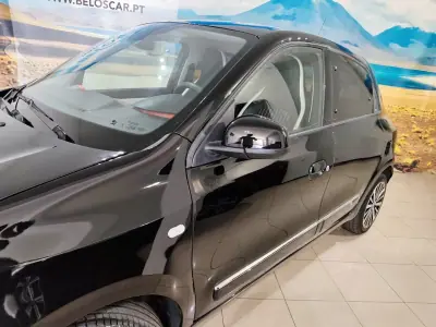Renault Twingo 2020 - 12300 EUR, 53000 km - AUTO.MOTO.pt - 53000km - foto 4 de 28