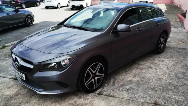 Mercedes-Benz CLA 180 2016 - 16950 EUR, 176000 km - AUTO.MOTO.pt - 176000km - foto 8 de 32