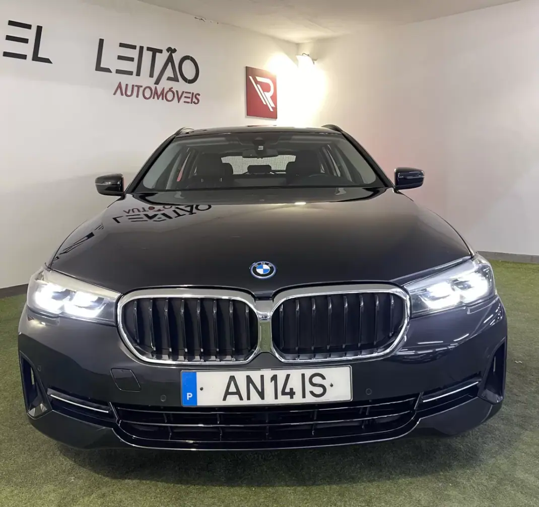 BMW 520 2022 - 34500 EUR, 38000 km - AUTO.MOTO.pt - 38000km - foto 12 de 40