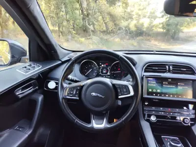 Jaguar F-Pace 2019 - 22500 EUR, 218190 km - 218190km - foto 20 de 22