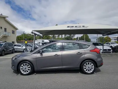 Ford Focus 2016 - 9990 EUR, 103000 km - AUTO.MOTO.pt - 103000km - foto 4 de 42