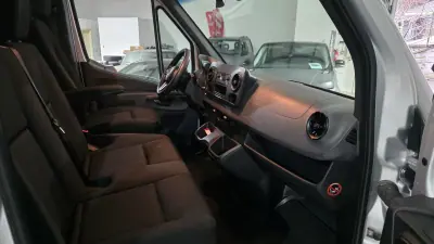 Mercedes-Benz Sprinter 316 Cdi 7G-tronic C/Iva 2018 - 27950 EUR, 160304 km - AUTO.MOTO.pt - 160304km - foto 32 de 34