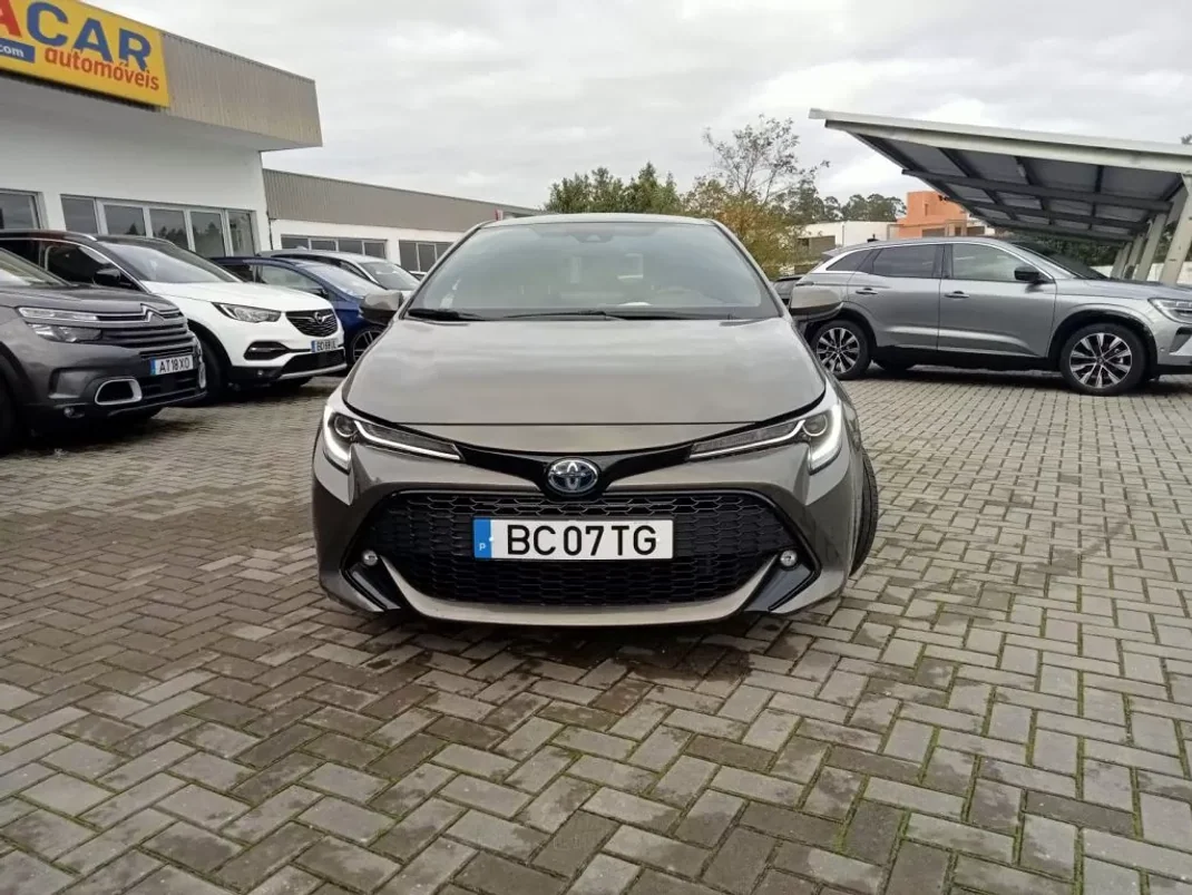 Toyota Corolla 2020 - 24500 EUR, 55000 km - AUTO.MOTO.pt - 55000km - foto 3 de 31