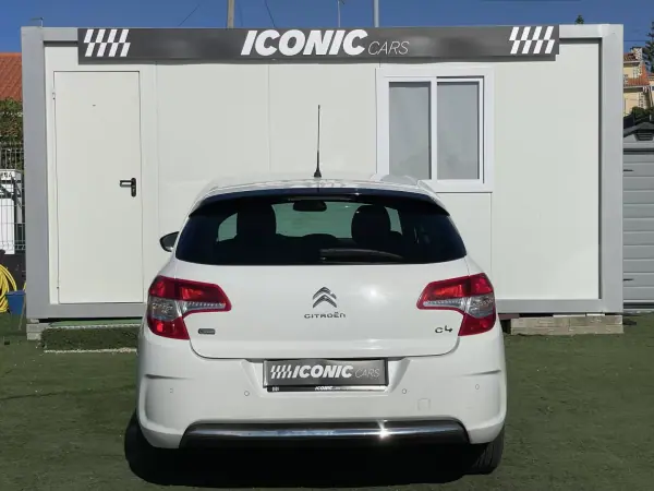 Citroën C4 2011 - 6490 EUR, 221000 km - AUTO.MOTO.pt - 221000km - foto 4 de 31