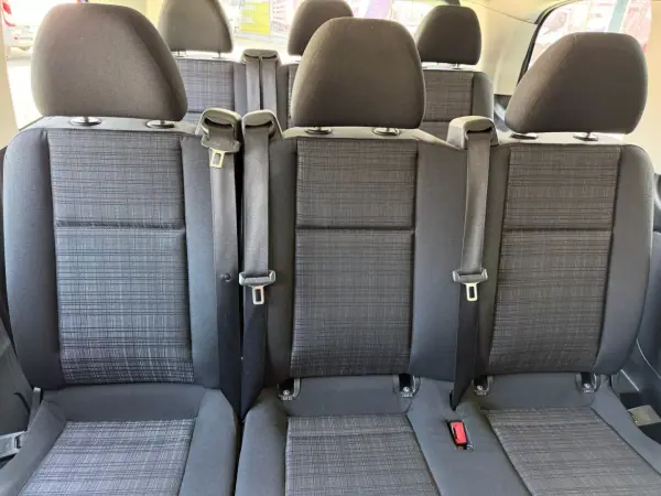 Mercedes-Benz Vito Tourer 2017 - 25000 EUR, 176000 km - AUTO.MOTO.pt - 176000km - foto 5 de 12