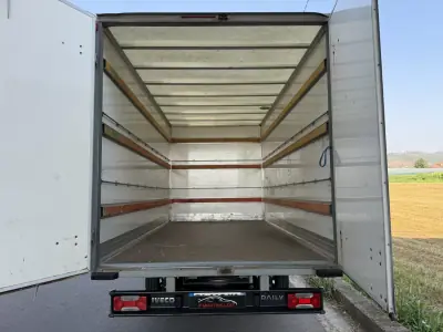 Iveco Daily 2019 - 28990 EUR, 175000 km - 175000km - foto 10 de 27