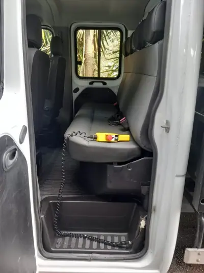 Renault Master 2.3 dCi L2 3.5T RD TP 2016 - 19700 EUR, 126344 km - AUTO.MOTO.pt - 126344km - foto 4 de 15