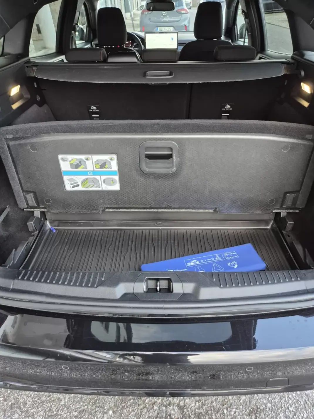 Ford Focus SW 2022 - 17450 EUR, 58000 km - AUTO.MOTO.pt - 58000km - foto 44 de 48