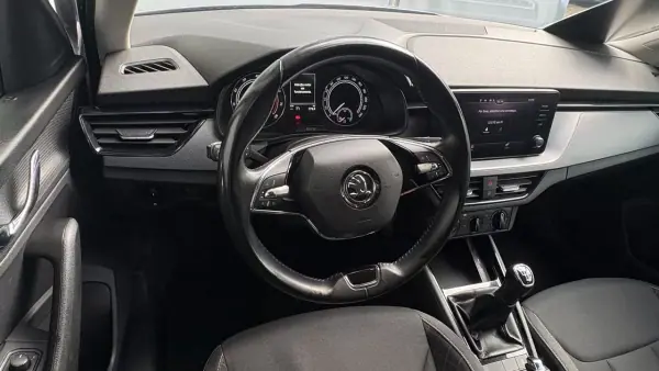 Skoda Scala 2022 - 11900 EUR, 94000 km - AUTO.MOTO.pt - 94000km - foto 9 de 12