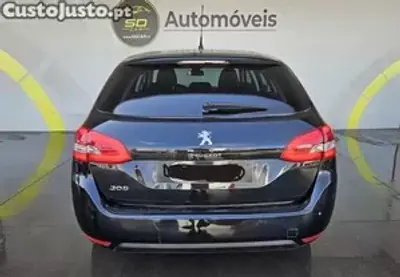 Peugeot 308 2019 — foto 4 de 9