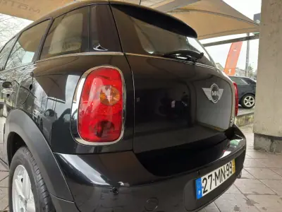 MINI Countryman 2011 - 9750 EUR, 208387 km - AUTO.MOTO.pt - 208387km - foto 7 de 30