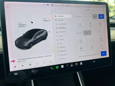 Tesla Model 3 2020 - 21900 EUR, 161211 km - AUTO.MOTO.pt - 161211km - foto 24 de 29