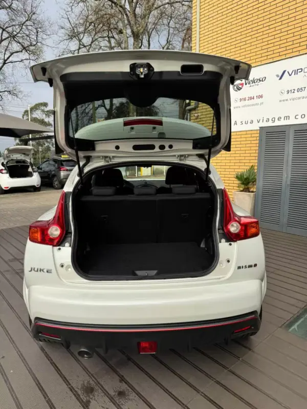 Nissan Juke 2014 - 16700 EUR, 114700 km - AUTO.MOTO.pt - 114700km - foto 5 de 13
