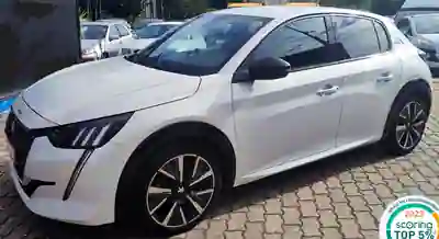Peugeot 208 2020 - 18000 EUR, 73100 km - AUTO.MOTO.pt - 73100km - foto 2 de 11