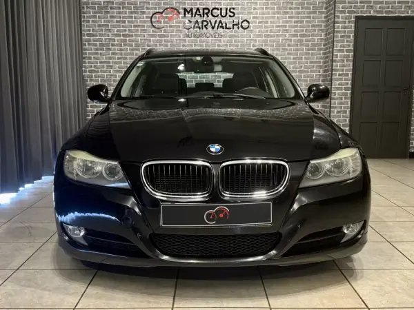BMW 318 2011 - 8490 EUR, 341000 km - AUTO.MOTO.pt - 341000km - foto 2 de 14