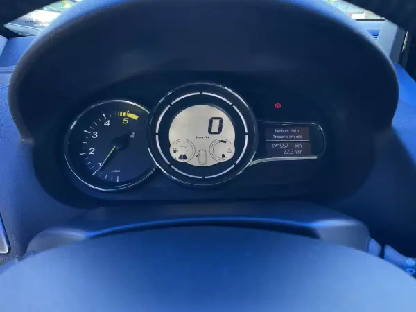 Renault Mégane 2014 - 7995 EUR, 191366 km - AUTO.MOTO.pt - 191366km - foto 13 de 27