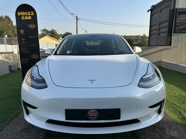 Tesla Model 3 2019 - 24900 EUR, 170000 km - 170000km - foto 7 de 49
