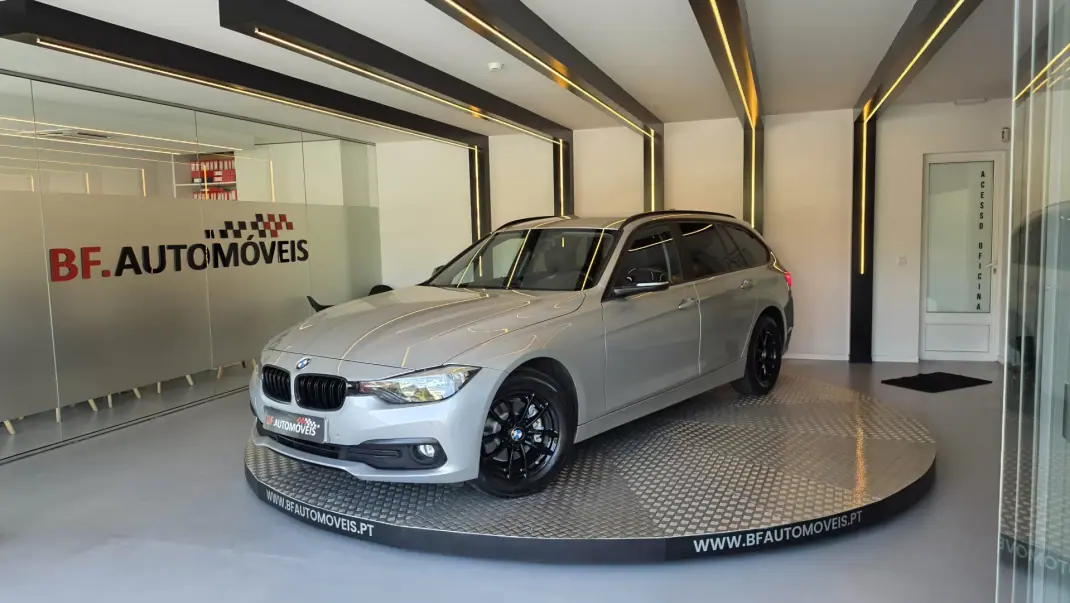 BMW 318 2017 - 17900 EUR, 165210 km - 165210km - foto 2 de 55