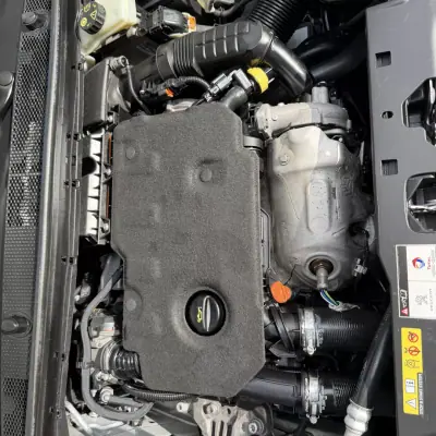 Peugeot 308 SW 2019 - 13990 EUR, 149000 km - AUTO.MOTO.pt - 149000km - foto 17 de 25