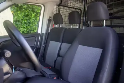 Fiat 2021 - 12900 EUR, 169000 km - AUTO.MOTO.pt - 169000km - foto 13 de 15