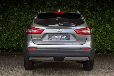 Nissan Qashqai 2017 - 17500 EUR, 127700 km - AUTO.MOTO.pt - 127700km - foto 9 de 20