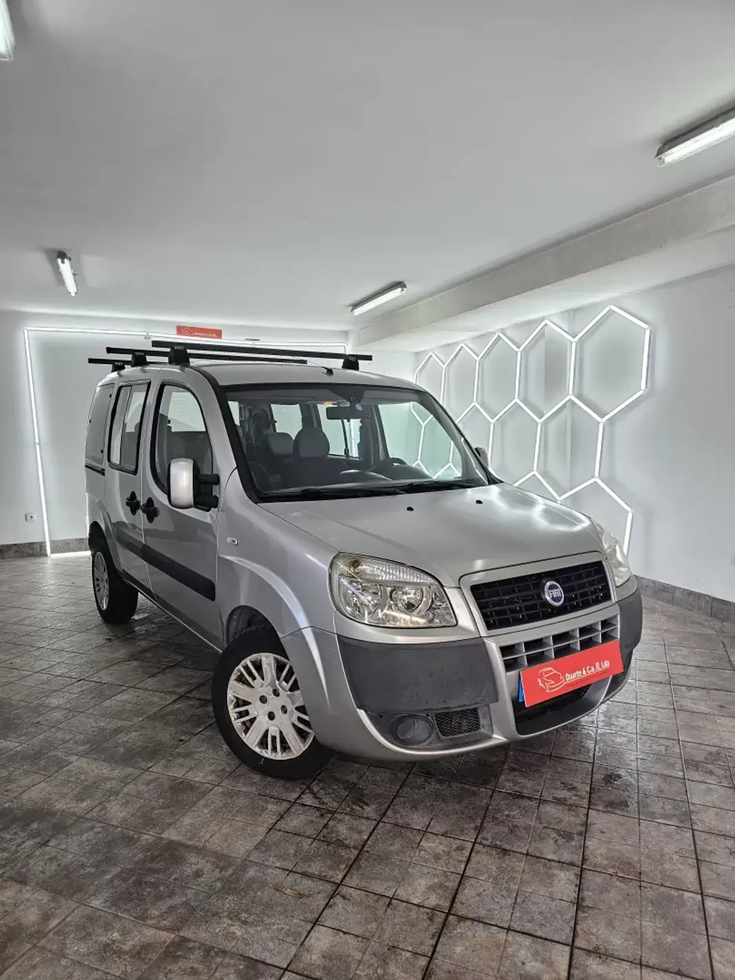 Fiat Doblo 2007 - 6650 EUR, 247999 km - AUTO.MOTO.pt - 247999km - foto 3 de 25