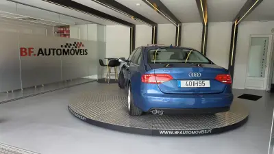 Audi A4 2009 - 9900 EUR, 305847 km - AUTO.MOTO.pt - 305847km - foto 17 de 57