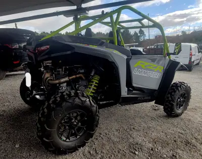 Polaris RZR 2026 - 28000 EUR, 100 km - AUTO.MOTO.pt - 100km - foto 4 de 8