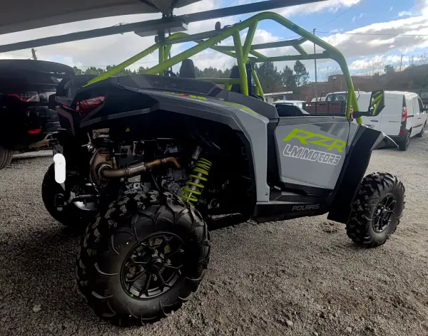 Polaris RZR 2026 - 28000 EUR, 100 km - AUTO.MOTO.pt - 100km - foto 4 de 8