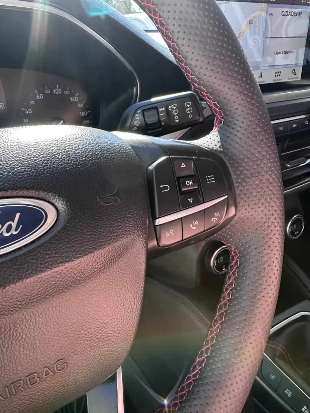 Ford Focus 2018 - 10900 EUR, 100000 km - AUTO.MOTO.pt - 100000km - foto 22 de 35