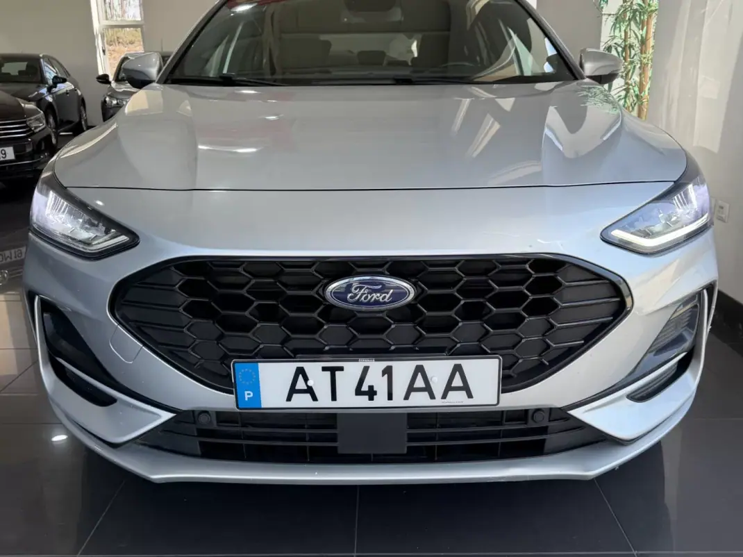 Ford Focus SW 2022 - 13999 EUR, 112017 km - 112017km - foto 7 de 32