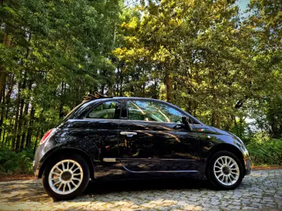 Fiat 500C 2010 - 8000 EUR, 199000 km - AUTO.MOTO.pt - 199000km - foto 19 de 19