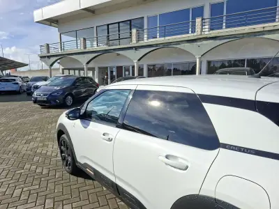 Citroën C4 Cactus 2019 - 15500 EUR, 56000 km - AUTO.MOTO.pt - 56000km - foto 10 de 26