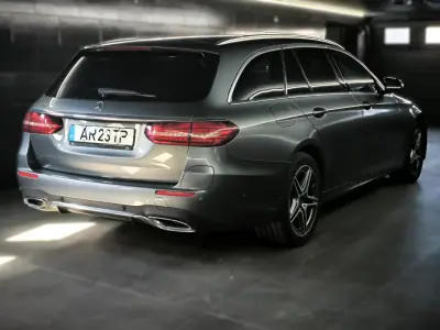 Mercedes-Benz E 300 2022 - 35950 EUR, 122245 km - AUTO.MOTO.pt - 122245km - foto 12 de 43