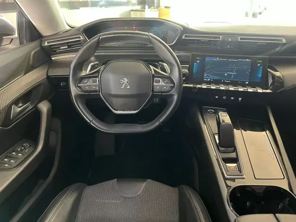 Peugeot 508 2021 - 19900 EUR, 107857 km - AUTO.MOTO.pt - 107857km - foto 9 de 23