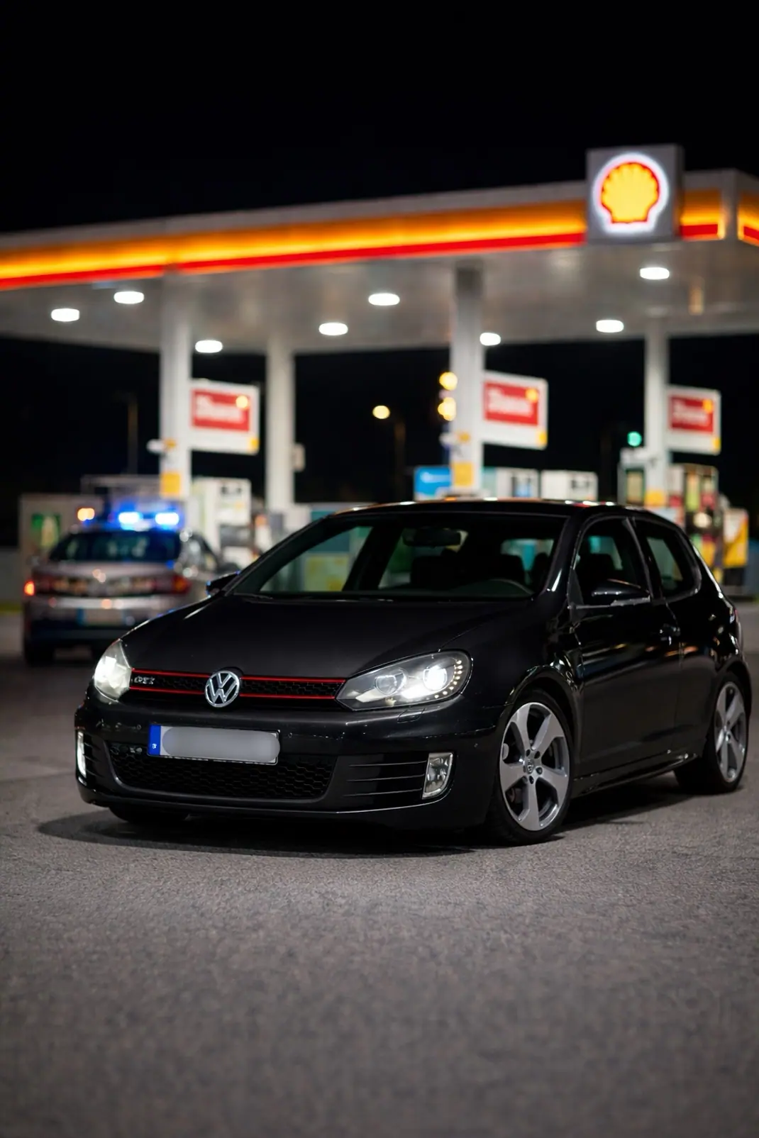 Volkswagen Golf 2011 - 11500 EUR, 204000 km - AUTO.MOTO.pt - 204000km - foto 1 de 9