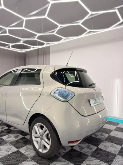 Renault Zoe 2019 - 10500 EUR, 99000 km - 99000km - foto 6 de 19
