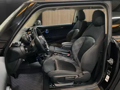 MINI 2019 - 20950 EUR, 82000 km - AUTO.MOTO.pt - 82000km - foto 7 de 20