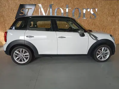 MINI Countryman 2013 - 14950 EUR, 168000 km - AUTO.MOTO.pt - 168000km - foto 8 de 17