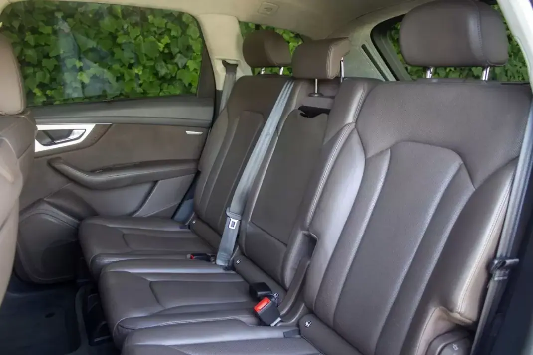 Audi Q7 2017 - 29900 EUR, 199000 km - 199000km - foto 5 de 23