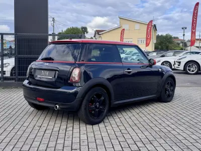MINI 3 Portas 2009 - 8500 EUR, 167000 km - AUTO.MOTO.pt - 167000km - foto 2 de 19