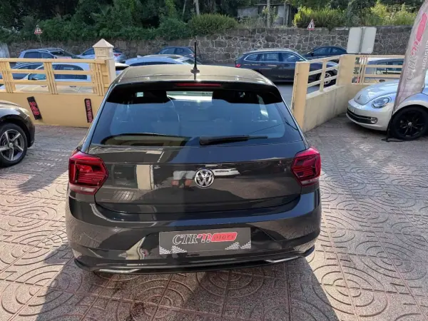 Volkswagen Polo 2018 - 14900 EUR, 186328 km - AUTO.MOTO.pt - 186328km - foto 32 de 32