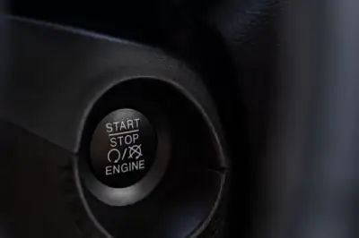 Jeep Renegade 2020 - 27500 EUR, 24000 km - AUTO.MOTO.pt - 24000km - foto 39 de 42