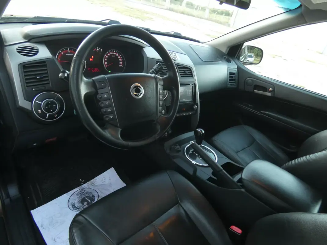 SsangYong Actyon Sports 2014 - 19500 EUR, 88000 km - AUTO.MOTO.pt - 88000km - foto 27 de 40