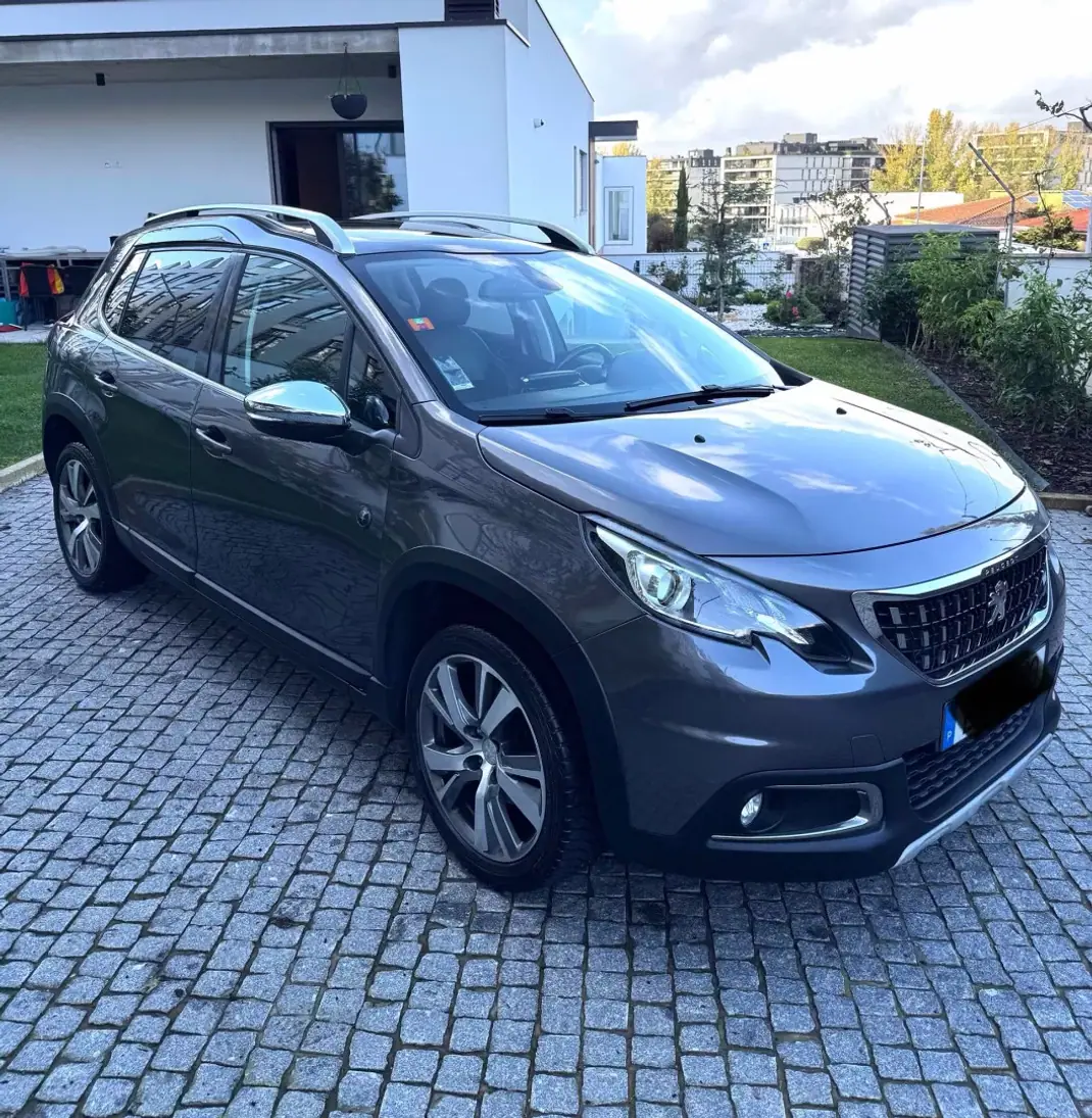 Peugeot 2008 2019 - 13900 EUR, 126000 km - AUTO.MOTO.pt - 126000km - foto 2 de 20