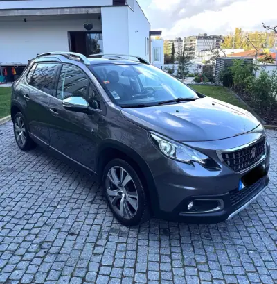 Peugeot 2008 2019 - 13900 EUR, 126000 km - AUTO.MOTO.pt - 126000km - foto 2 de 20